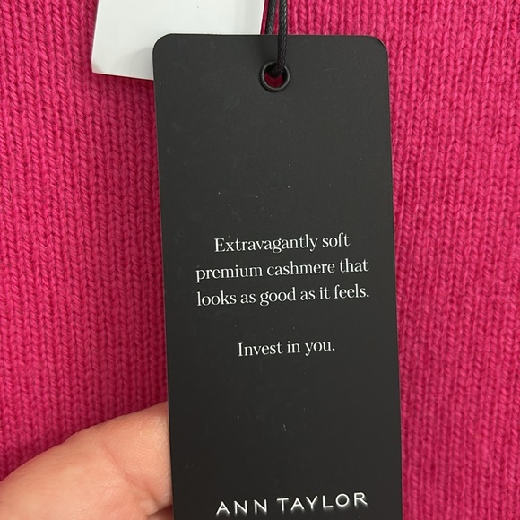 Ann Taylor Hot Pink Cashmere Sweater with Wide Neck and Raglan Long Sleeves. NWT - Picture 4 of 10